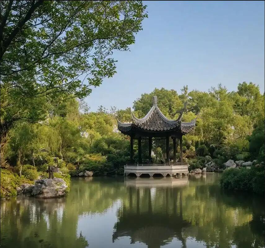 平湖书雪餐饮有限公司